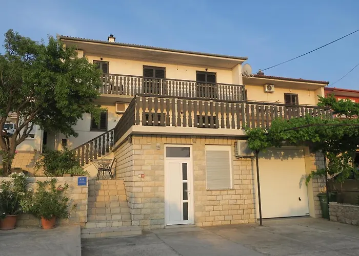 Mesic Apartment
