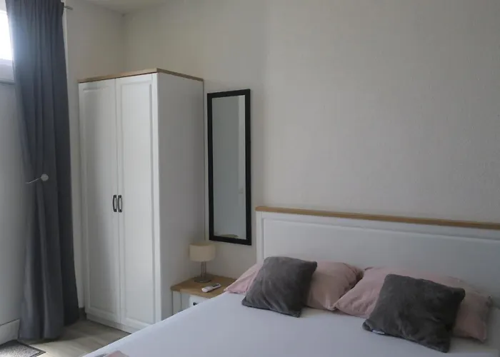 Mesic Apartment
