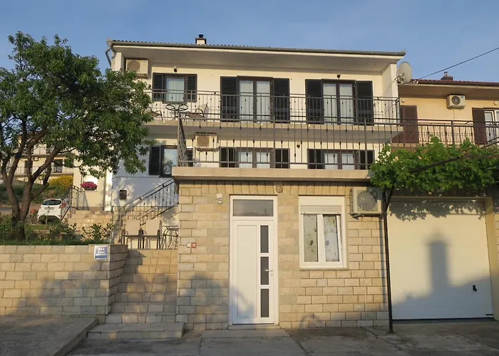 Mesic Apartment