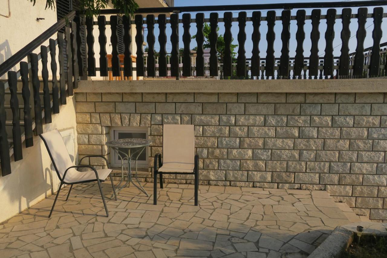 Mesic Apartment *